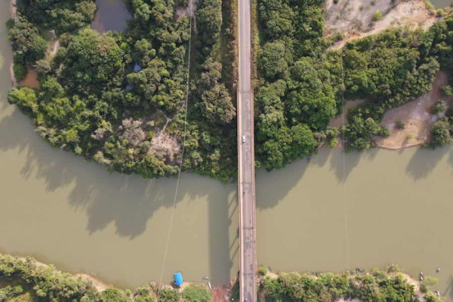 Foto Alteração de tráfego na BR-163 em Peixoto de Azevedo (MT)